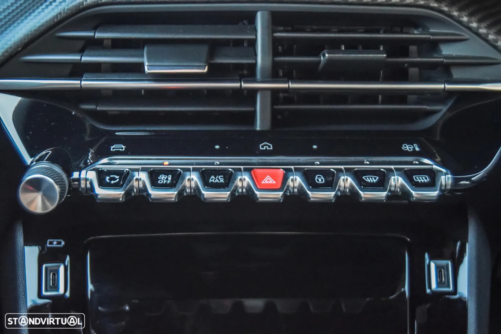 Peugeot 2008 1.2 Hybrid Allure e-DCS6 - 18