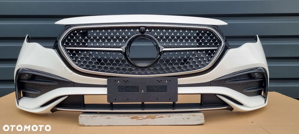 MERCEDES E KLASA W214 AMG 2023- Zderzak przód oryginał MB325 - 2