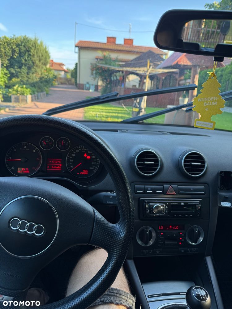 Audi A3 3-drzwiowe 2.0 TDI DPF Ambiente - 11