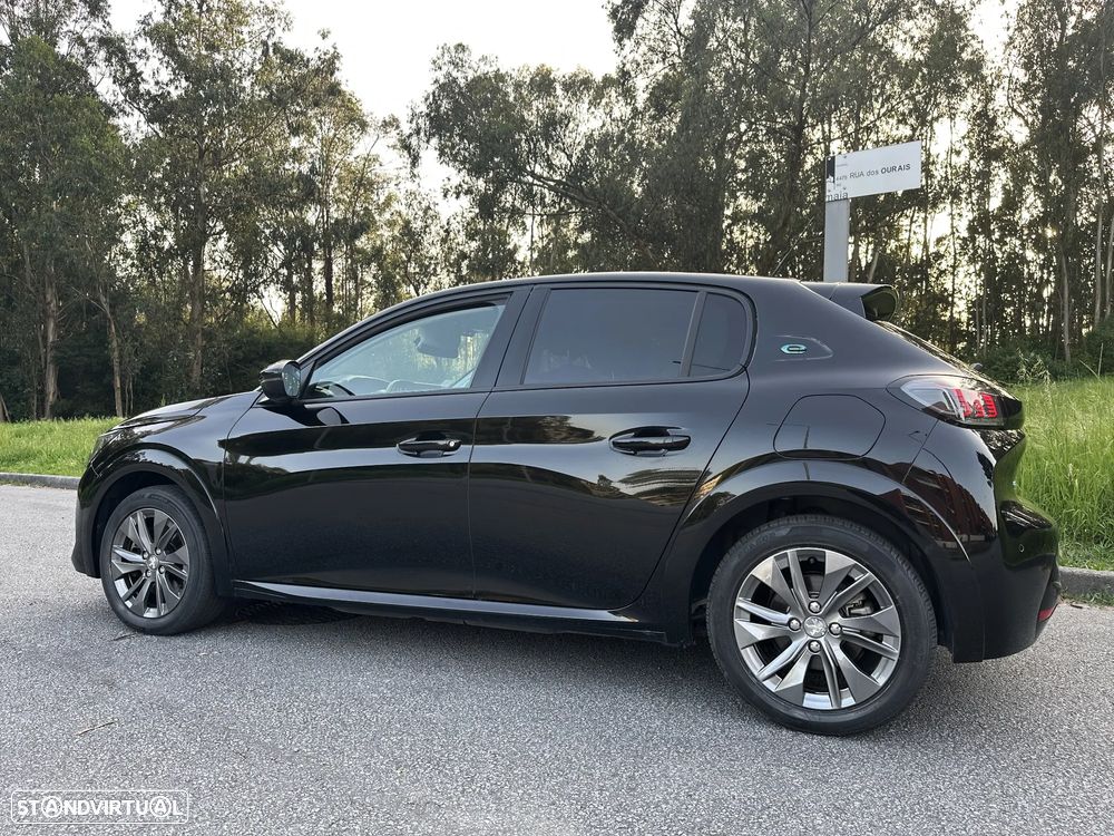 Peugeot e-208 Allure+ - 21