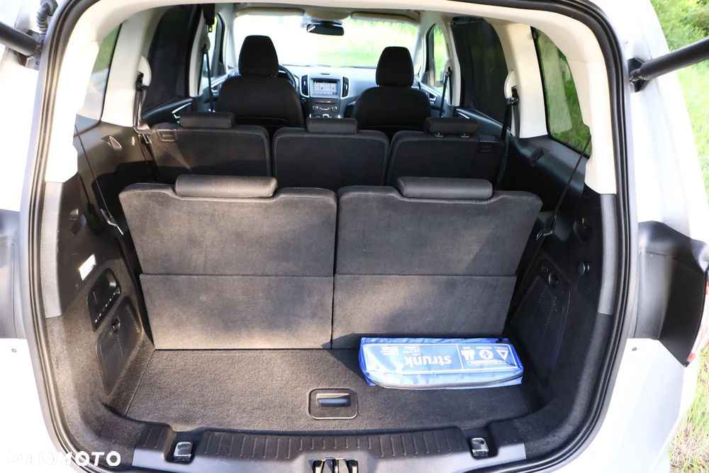 Ford Galaxy 1.5 EcoBoost Titanium - 25