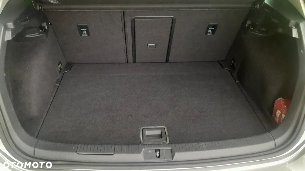 Volkswagen Golf 1.6 TDI BlueMotion Technology Comfortline - 16