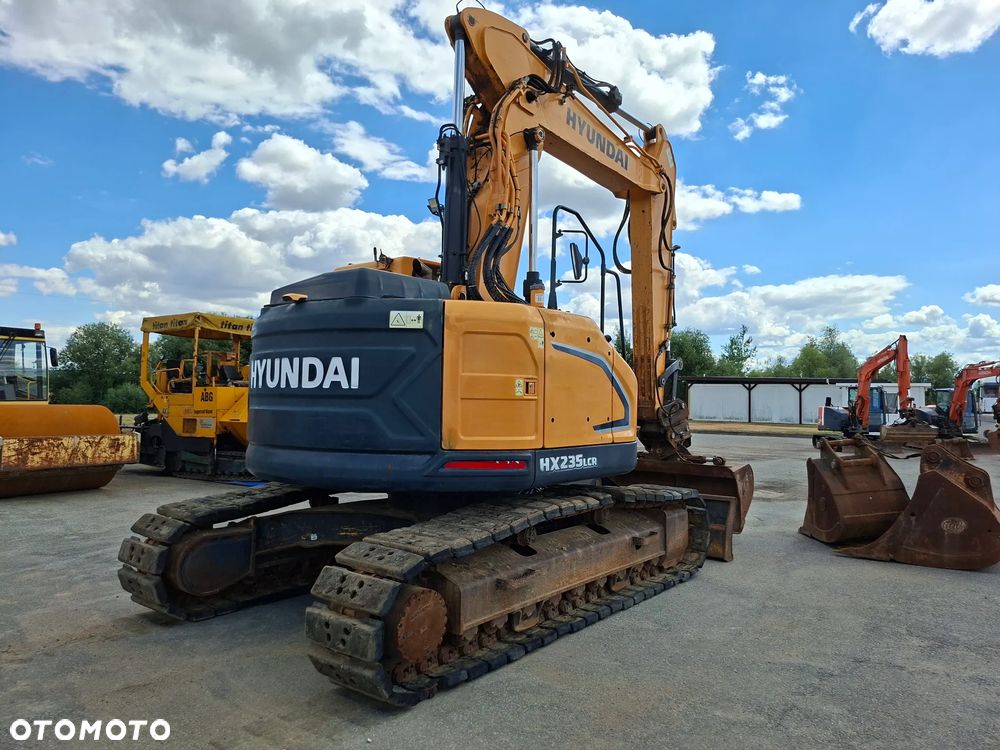 Hyundai HX235 LCR - 8
