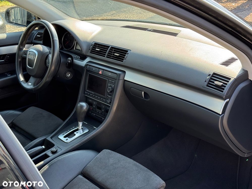 Audi A4 Avant 2.0 TDI DPF multitronic - 24