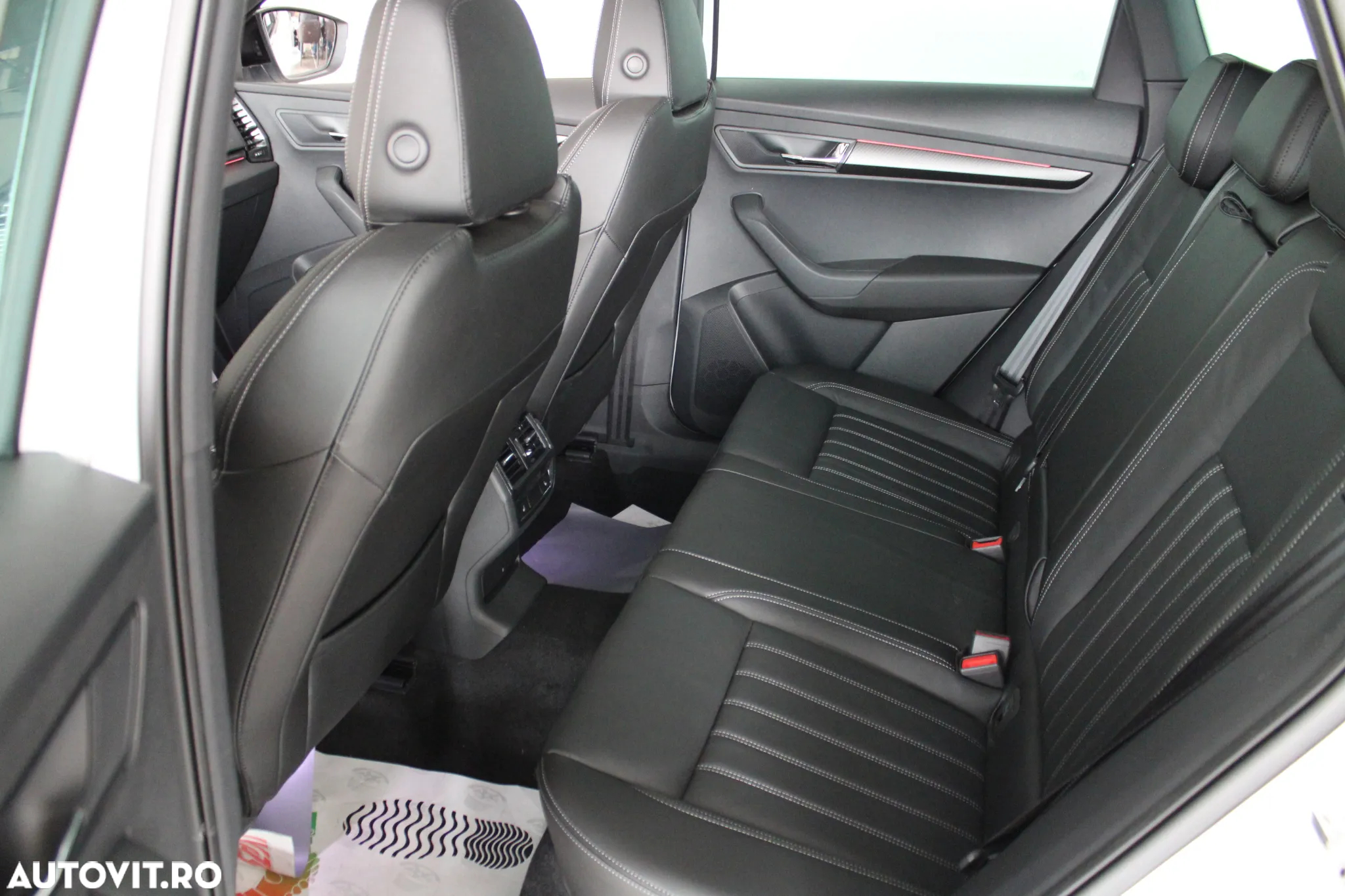 Skoda Karoq 2.0 TDI 4X4 DSG Sportline - 11