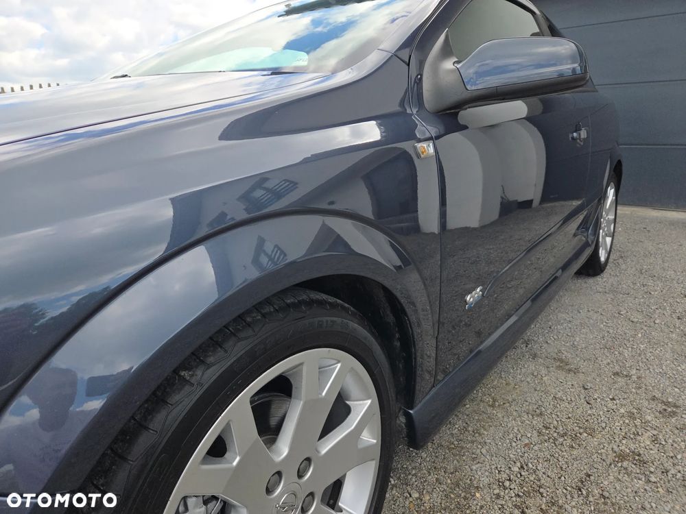 Opel Astra 1.8 Sport - 17
