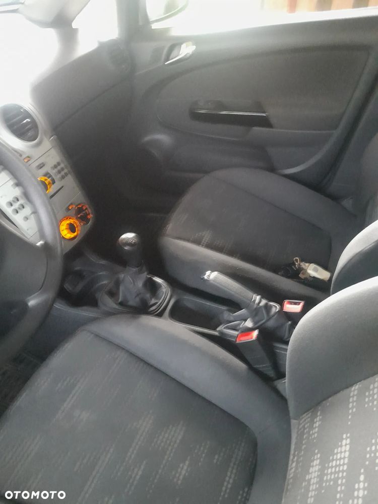 Opel Corsa 1.2 16V Enjoy - 7