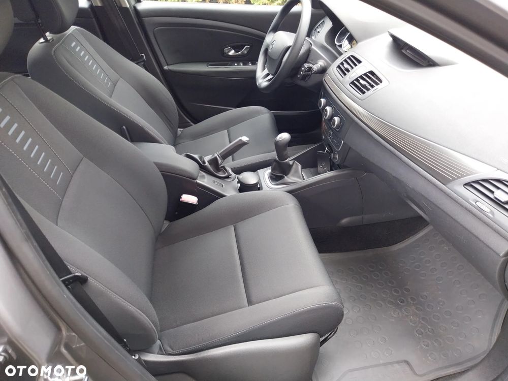 Renault Megane 1.6 16V 100 Expression - 7