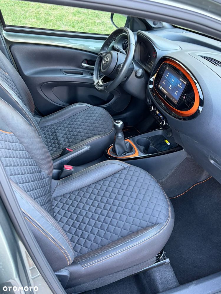 Toyota Aygo X Limited - 22