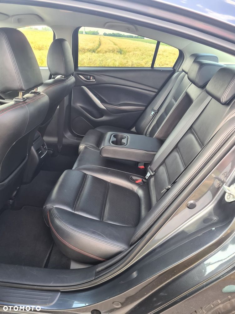 Mazda 6 - 8