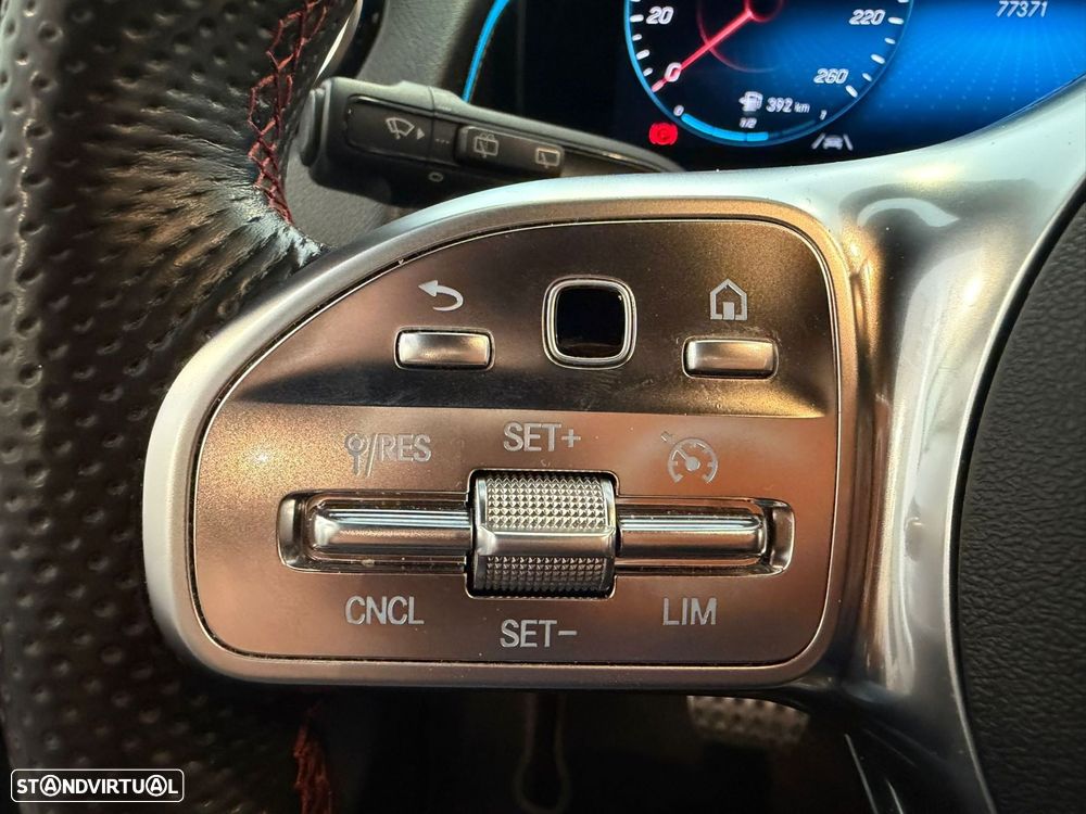 Mercedes-Benz GLB 200 AMG Line - 14