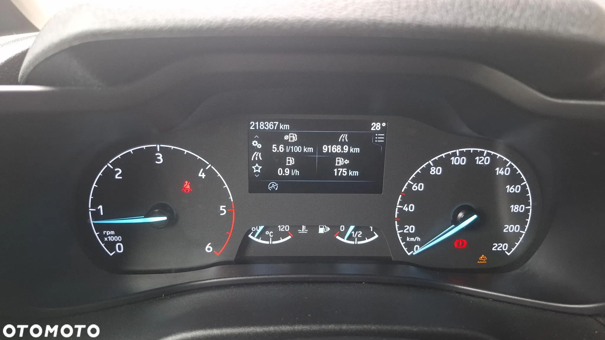 Ford CONNECT - 22