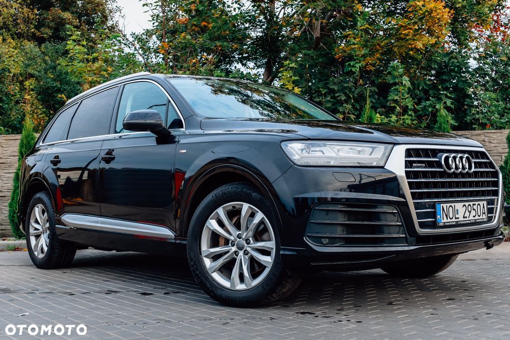 Audi Q7 2016 photo 2