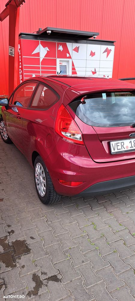 Ford Fiesta - 23