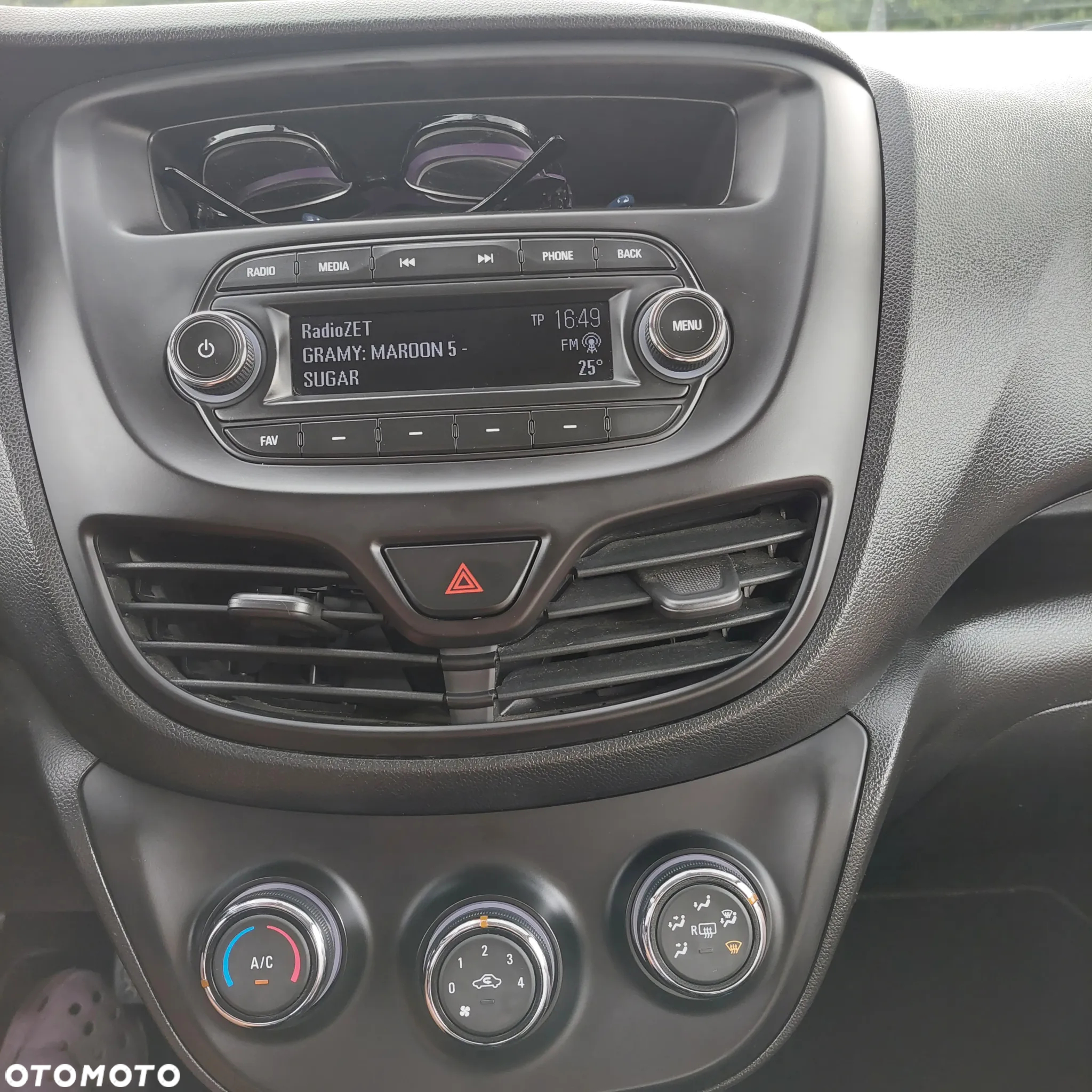 Opel Karl 1.0 120 Jahre - 11