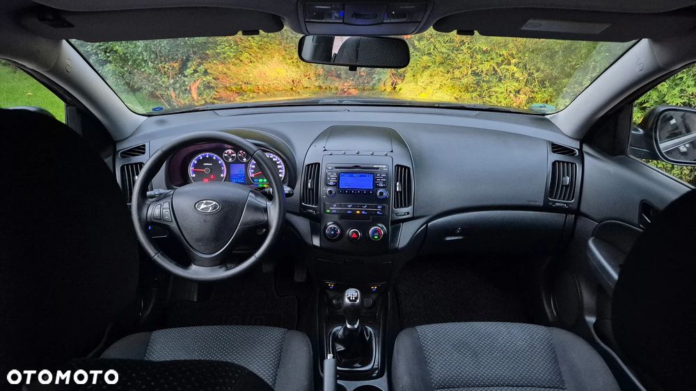 Hyundai i30 1.4 Comfort EU5 - 9