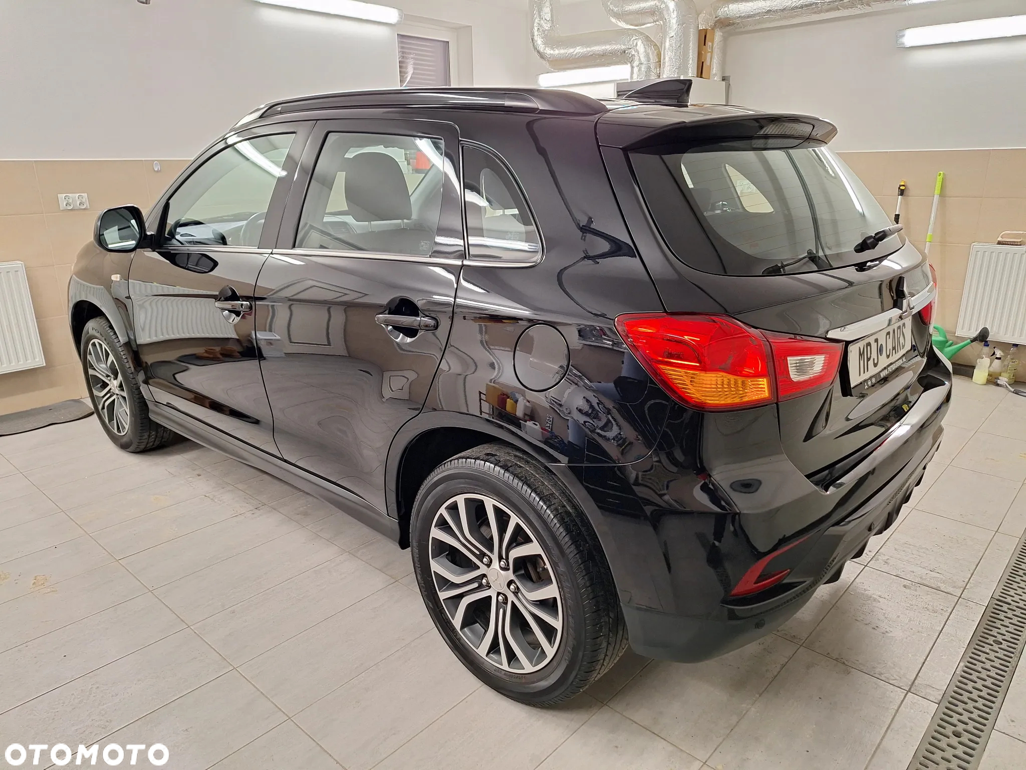 Mitsubishi ASX 1.6 2WD Diamant Edition+ - 9