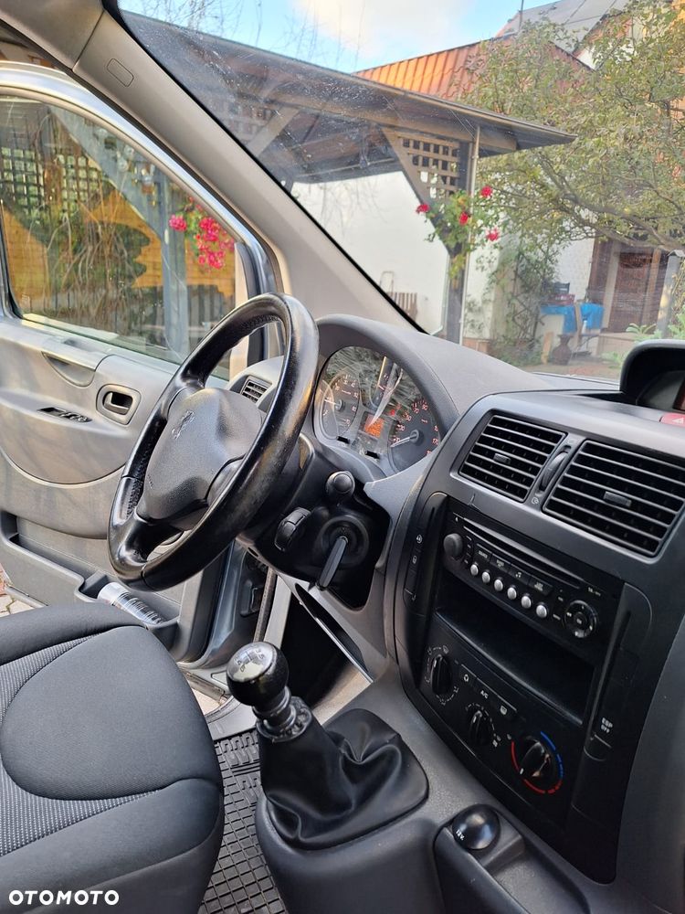 Peugeot Expert - 8