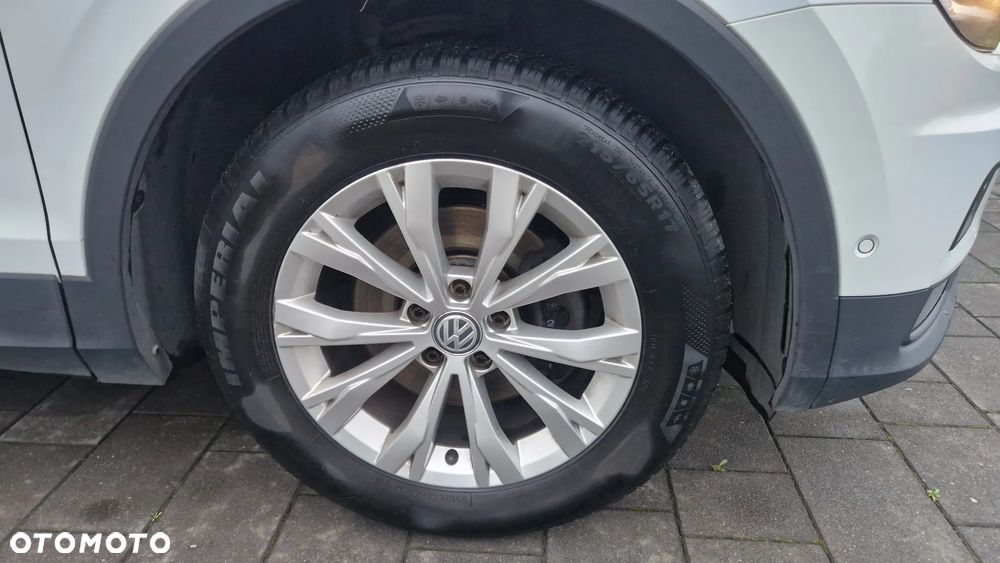 Volkswagen Tiguan 2.0 TDI SCR 4MOTION (BlueMotion Techn.) DSG Trendline - 14