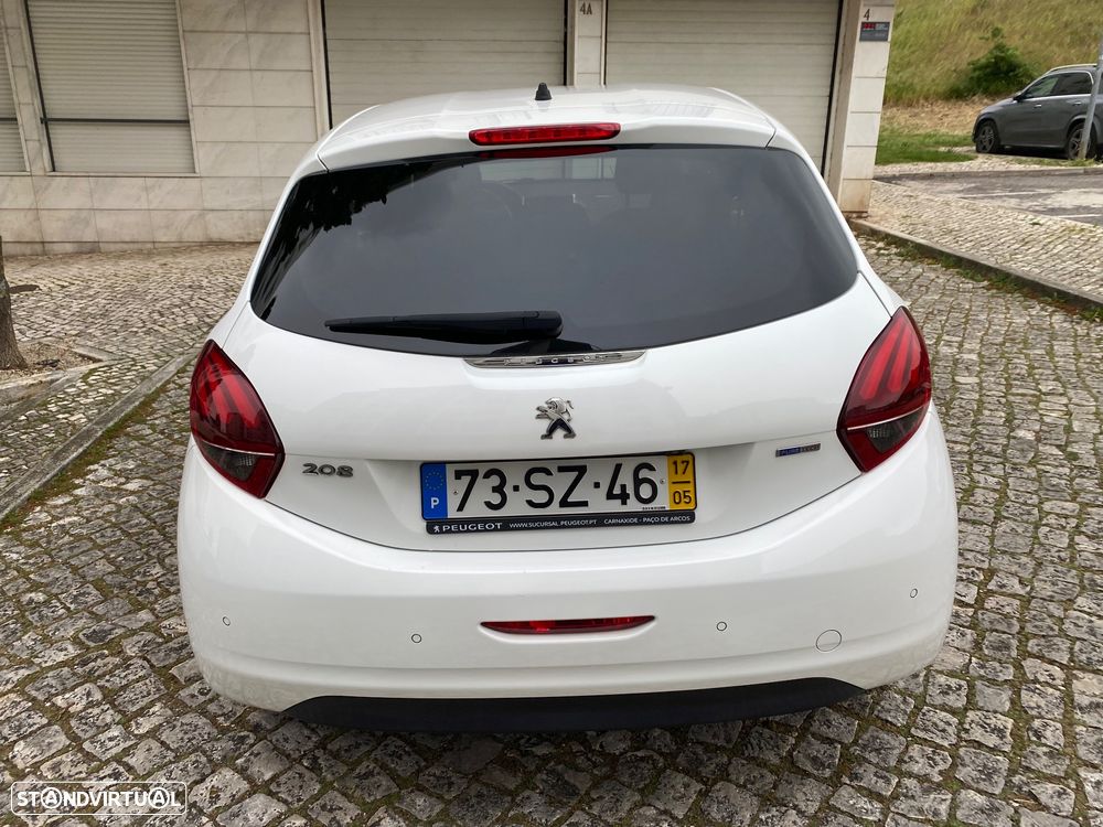 Peugeot 208 1.2 PureTech Style - 11