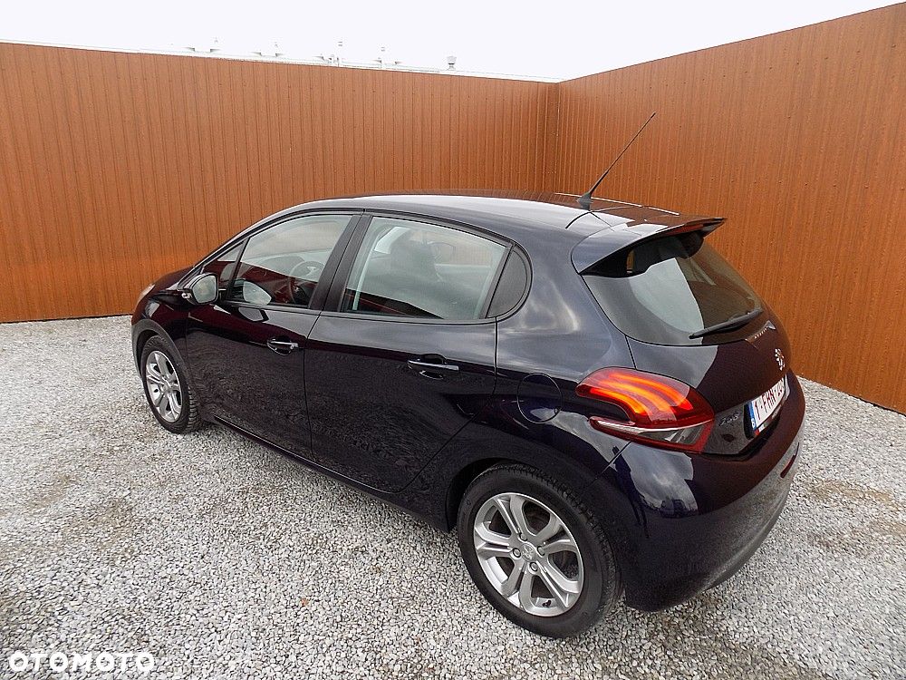 Peugeot 208 PureTech 82 Start & Stop Allure - 4