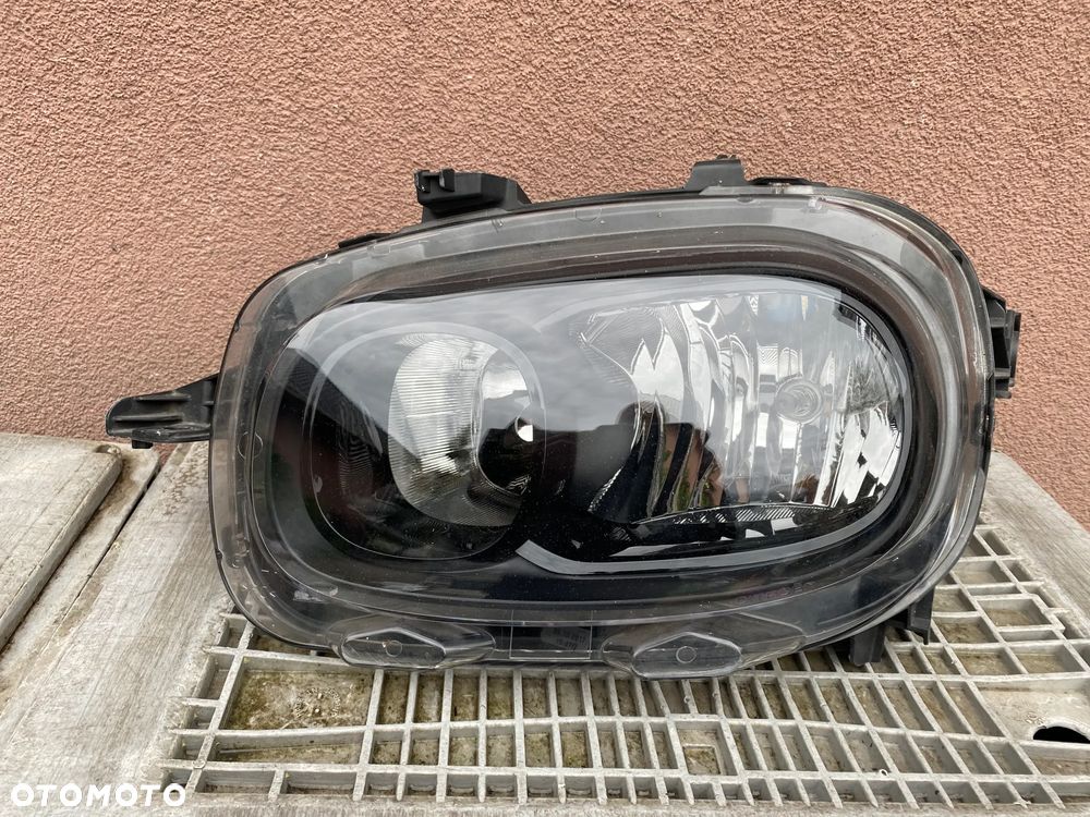 lampa citroen c3 III przed liftem lewa eu cała - 1