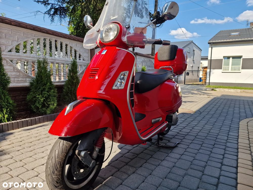 Piaggio Vespa - 2