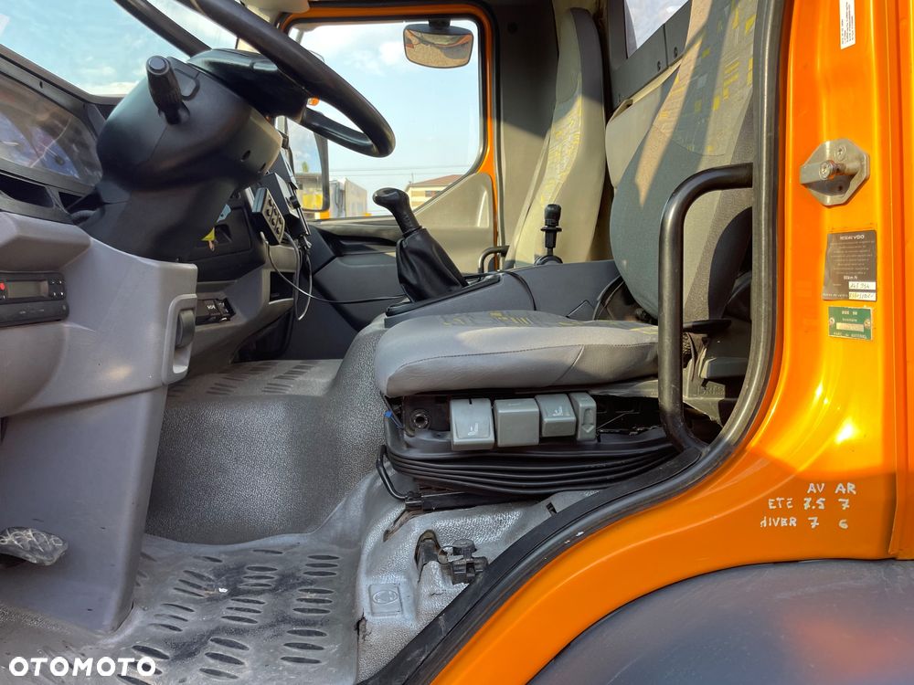 Renault Midlum. M 220.13  KERAX PREMIUM Stan !!!! Pługo-Piaskarka - 33