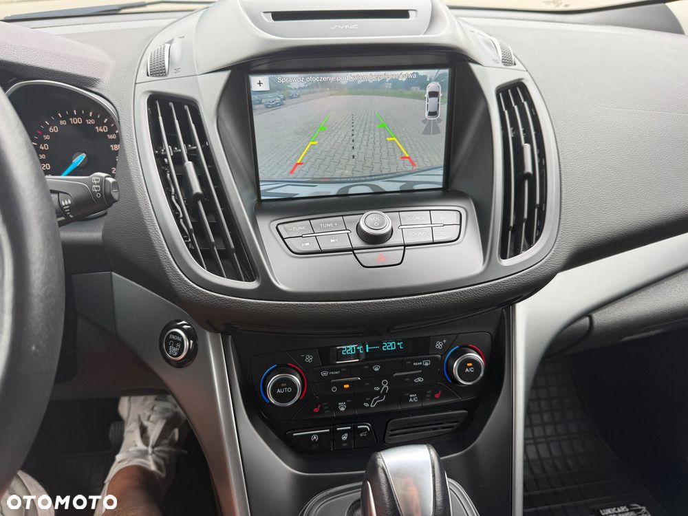 Ford Kuga 2.0 TDCi 4WD Titanium - 28