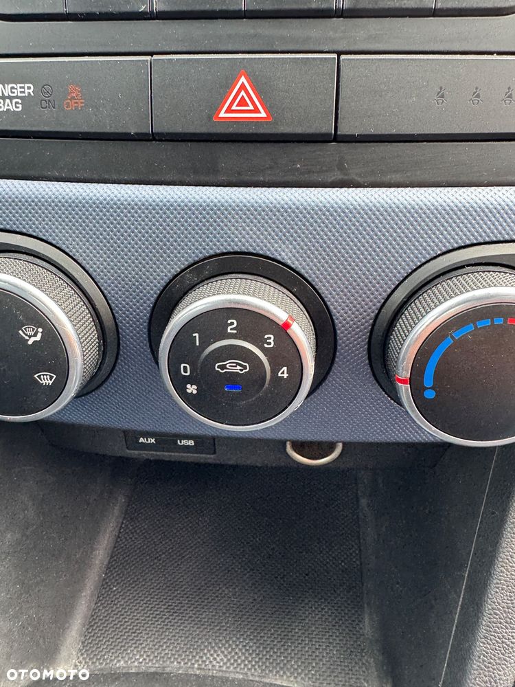 Hyundai i10 1.0 blue Trend - 14