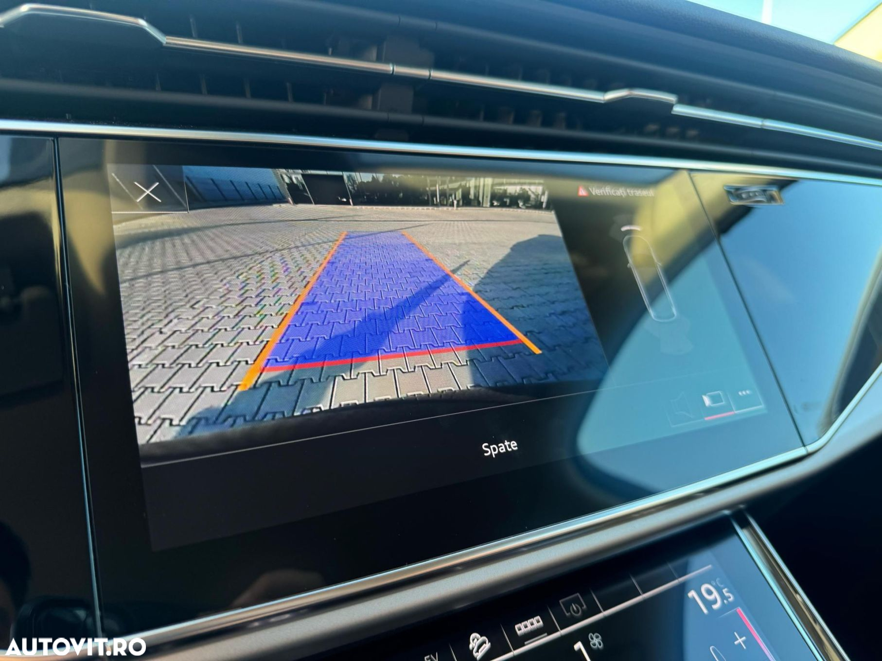 Audi Q7 55 TFSIe quattro tiptronic - 25