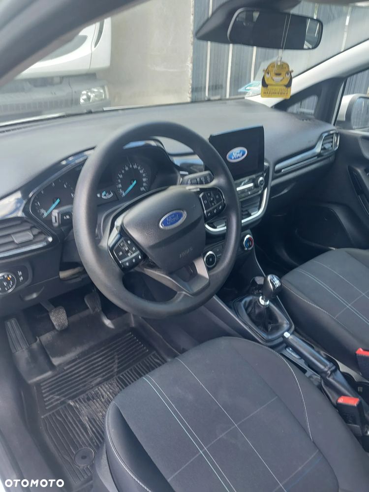Ford Fiesta 1.5 TDCi S&S COOL&CONNECT - 6