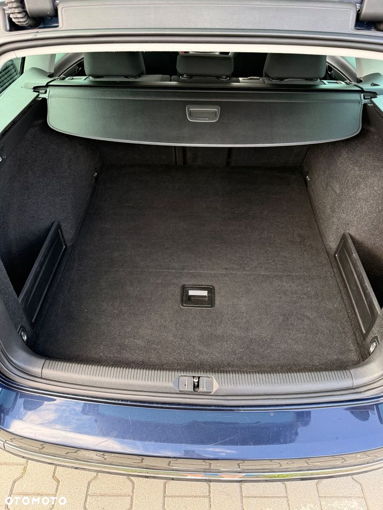 Volkswagen Passat 2.0 TDI Highline DSG - 27