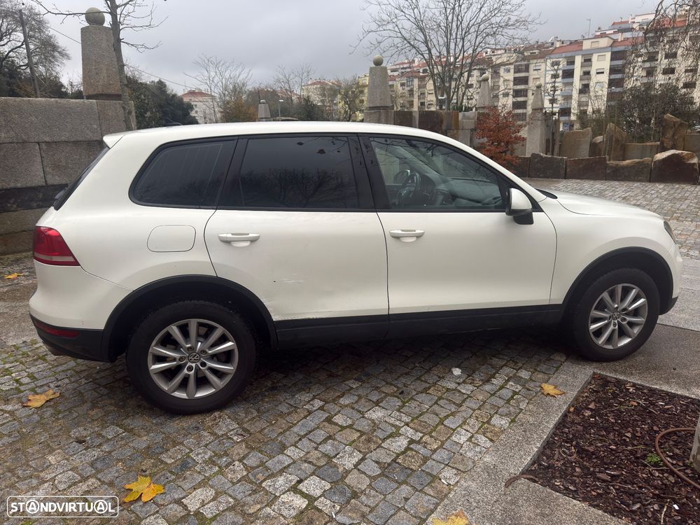 VW Touareg 3.0 TDI V6 Tiptronic - 6