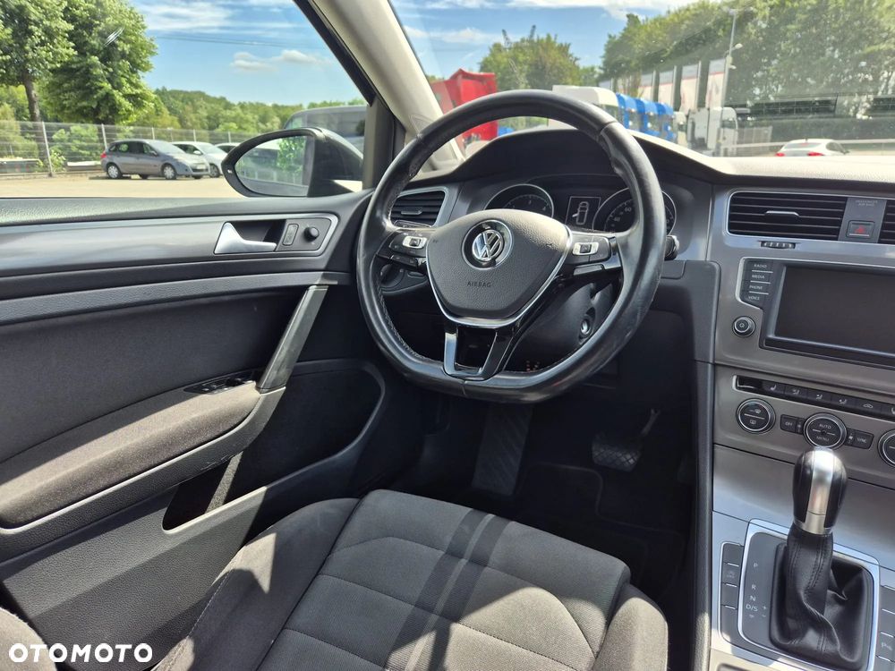 Volkswagen Golf 1.6 TDI BMT Highline DSG - 9
