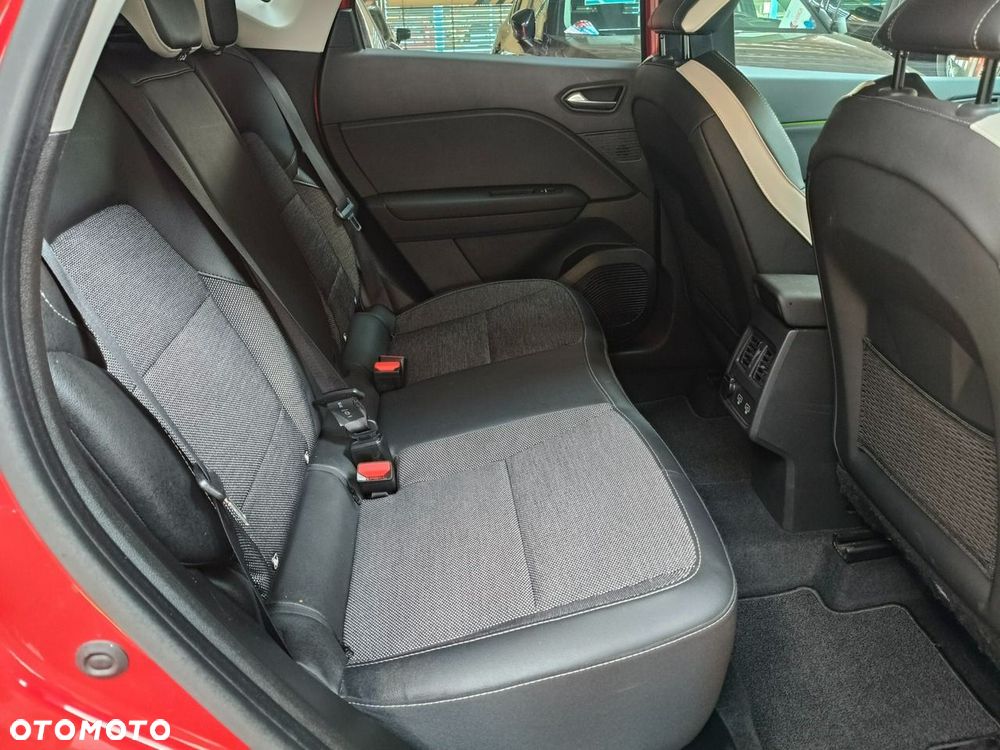 Renault Captur 1.3 TCe mHEV Intens EDC - 17
