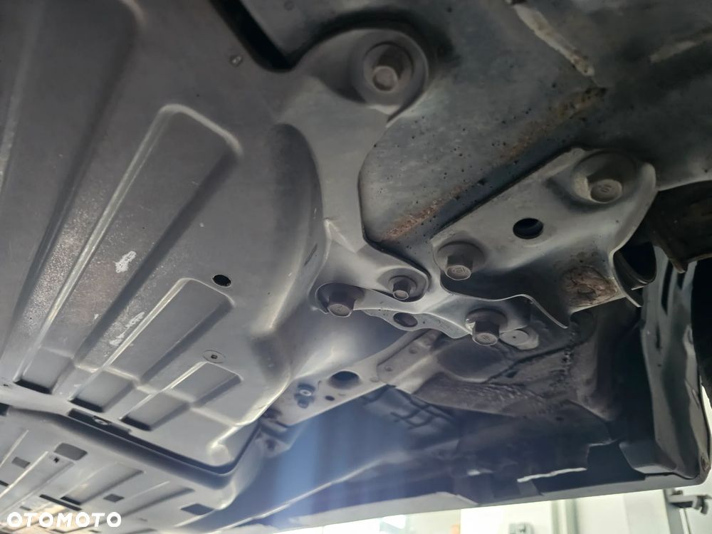 Honda CR-V 2.0i-VTEC 4WD Elegance - 19