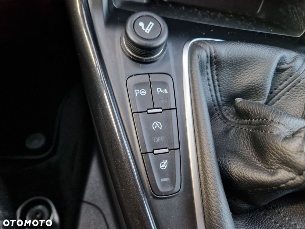 Ford Focus 1.0 EcoBoost Titanium - 17