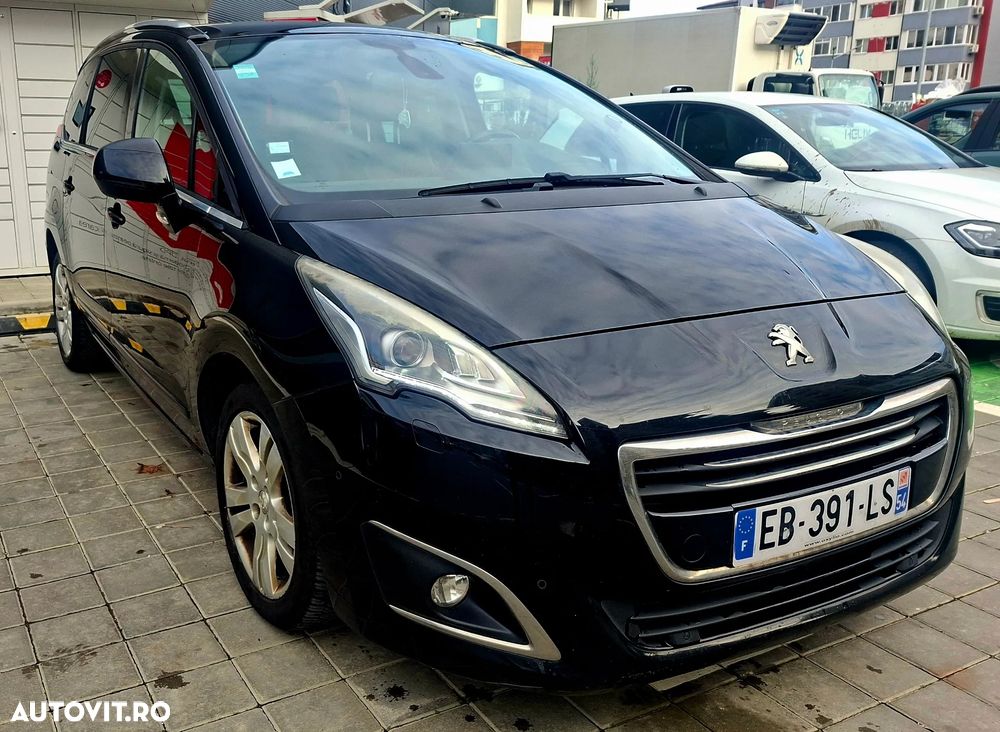 Peugeot 5008 - 3