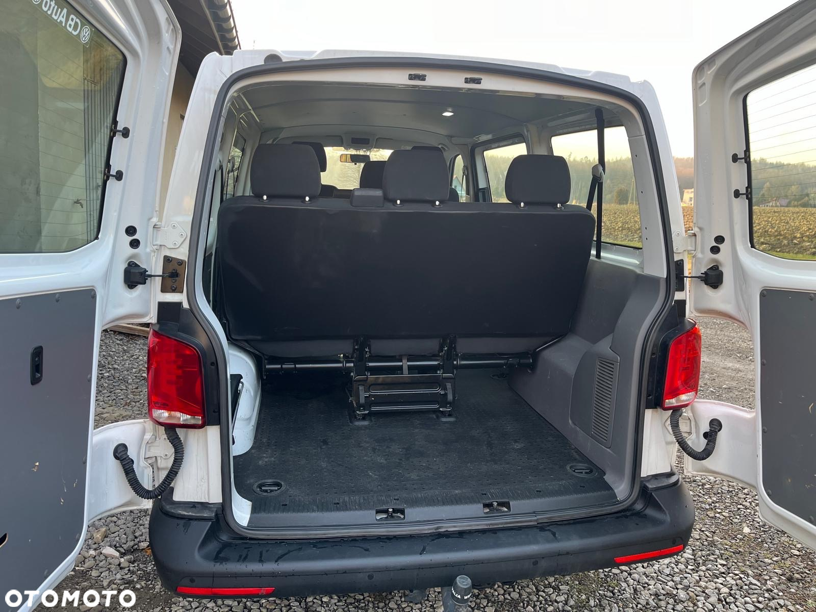 Volkswagen Transporter - 5