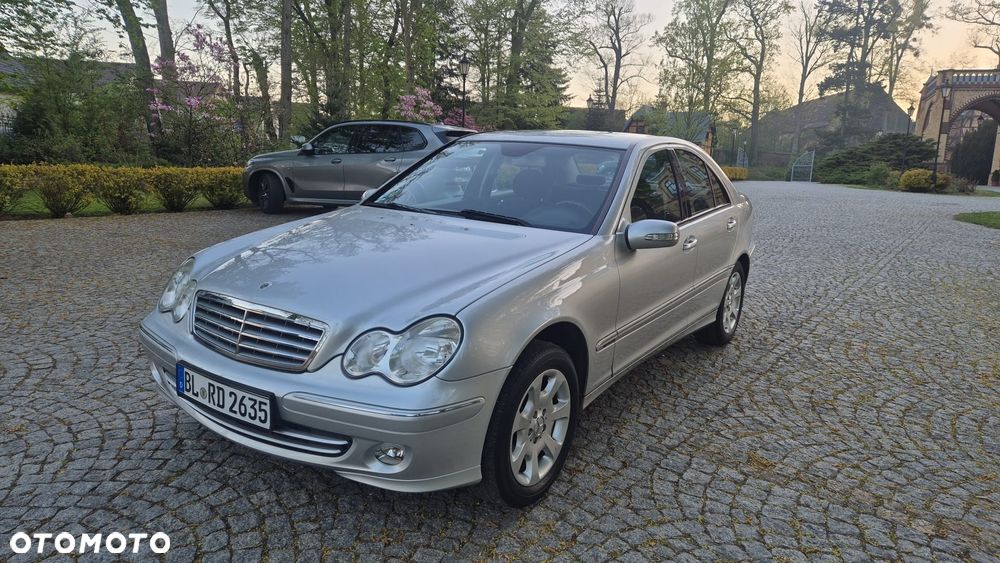 Mercedes-Benz Klasa C 180 Kompressor Automatik Elegance - 2