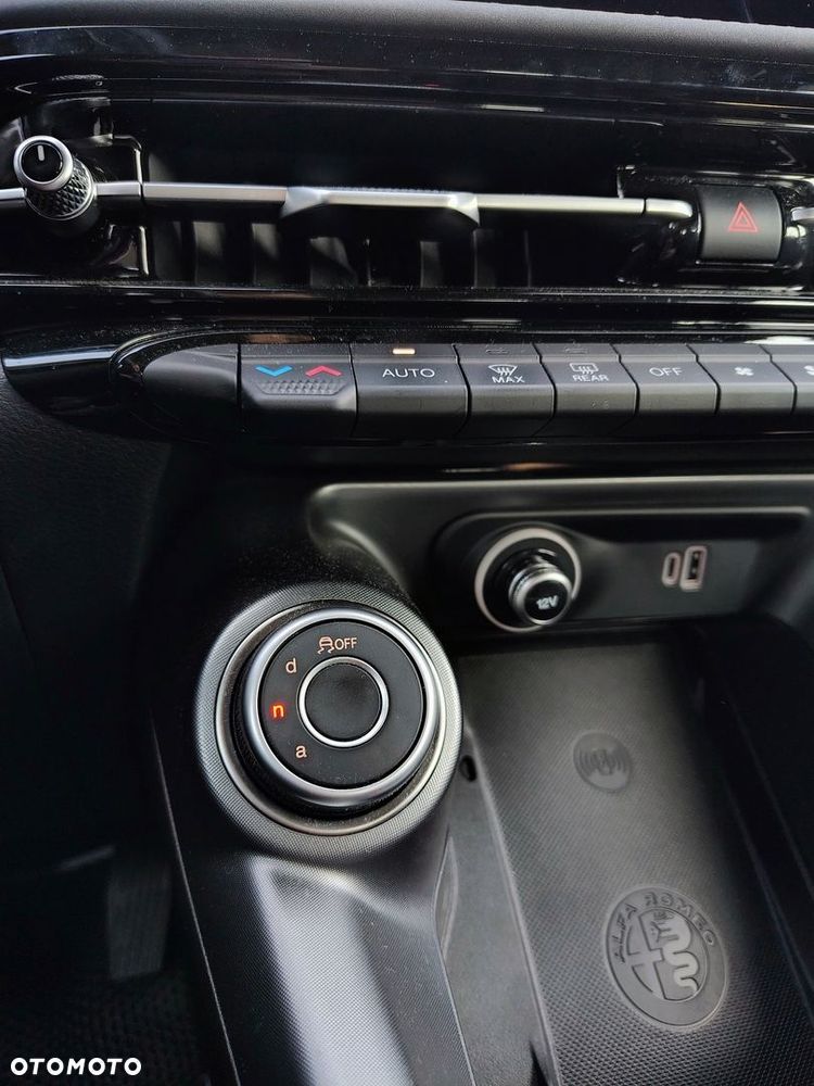 Alfa Romeo Tonale 1.6 JTD Sprint DCT - 15