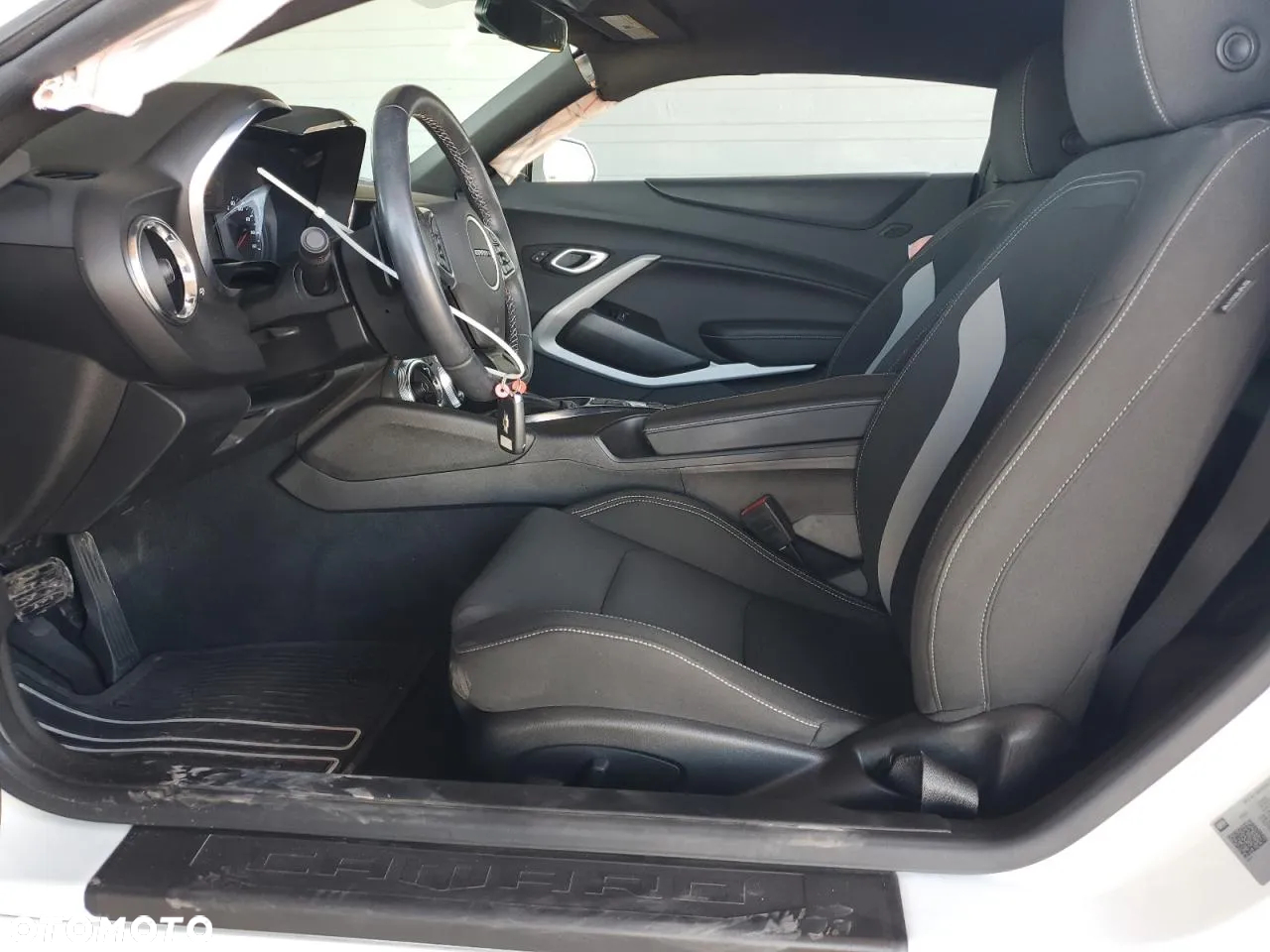 Chevrolet Camaro Coupe 2.0 - 8