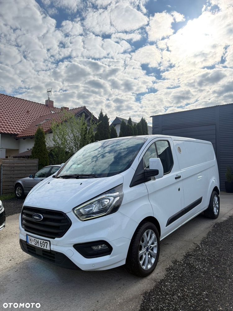 Ford TRANSIT CUSTOM - 1