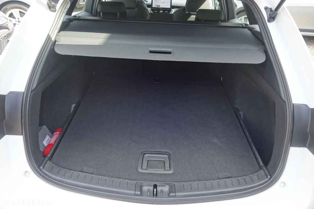 Toyota Corolla 1.8 Hybrid Comfort - 13