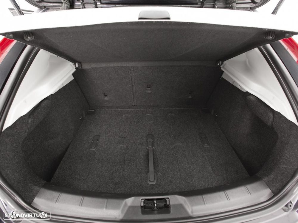 Volvo V40 - 12