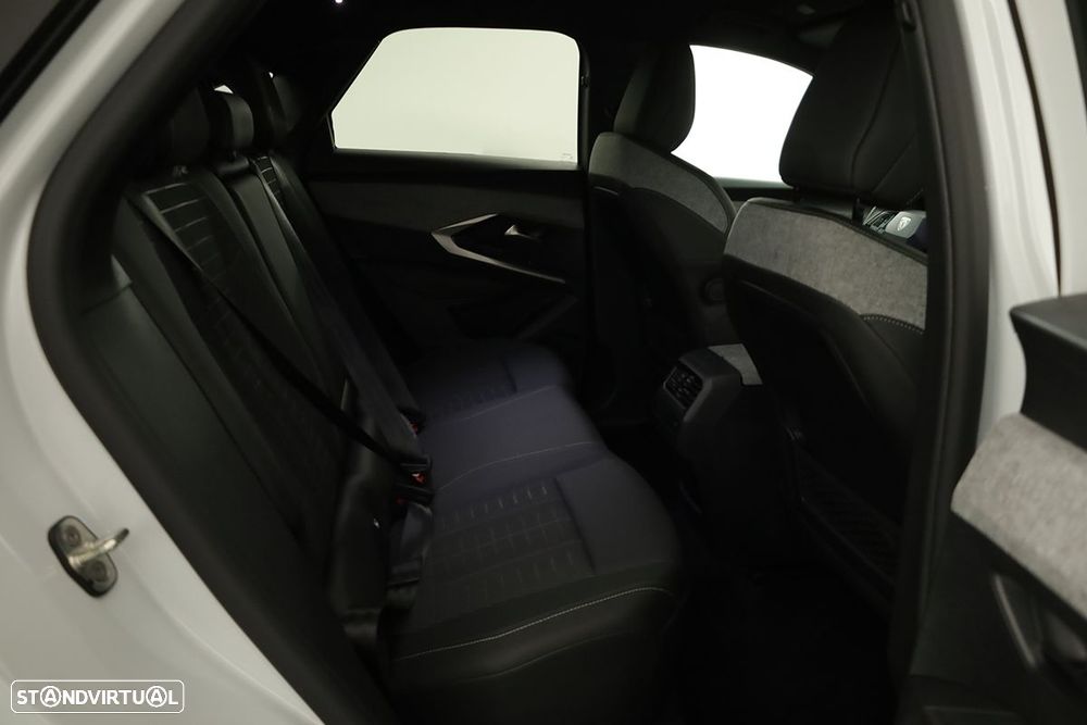 Peugeot 3008 1.2 Hybrid GT e-DCS6 - 20