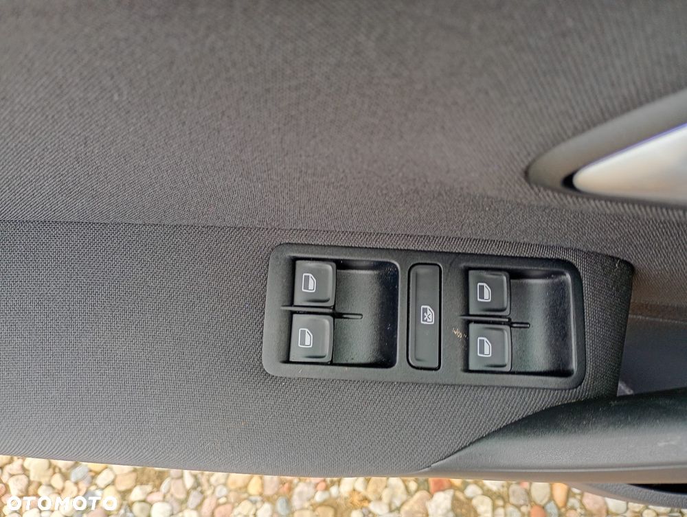 Volkswagen Polo 1.2 TSI Blue Motion Technology Comfortline - 38