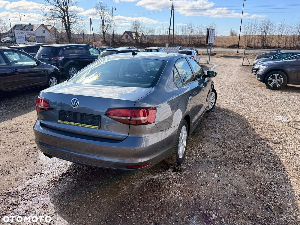 Volkswagen Jetta 2.0 TDI DPF BMT Comfortline - 10