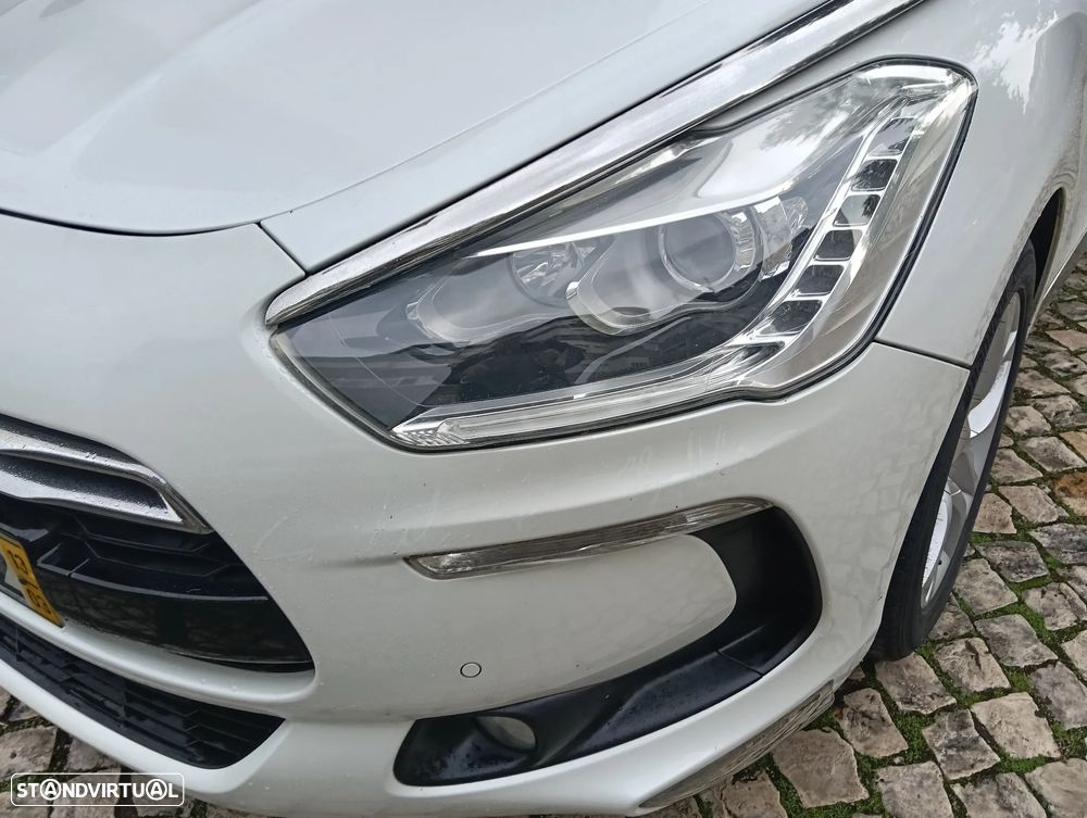 Citroën DS5 2.0 HDi Hybrid4 So Chic CMP6 - 3